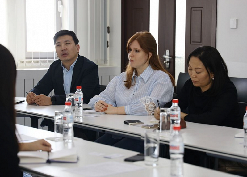 Директор ЕБРР по Центральной Азии и Монголии встретилась с руководством НТПП Монголии