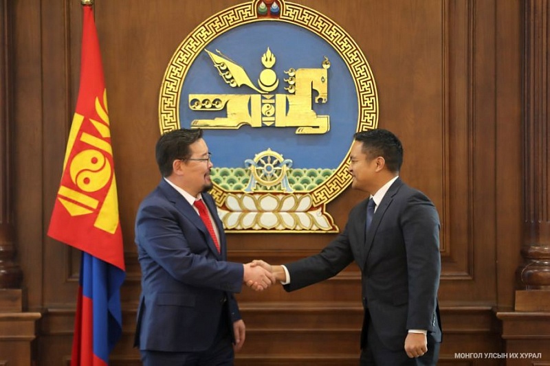 Спикер парламента Монголии принял посла США
