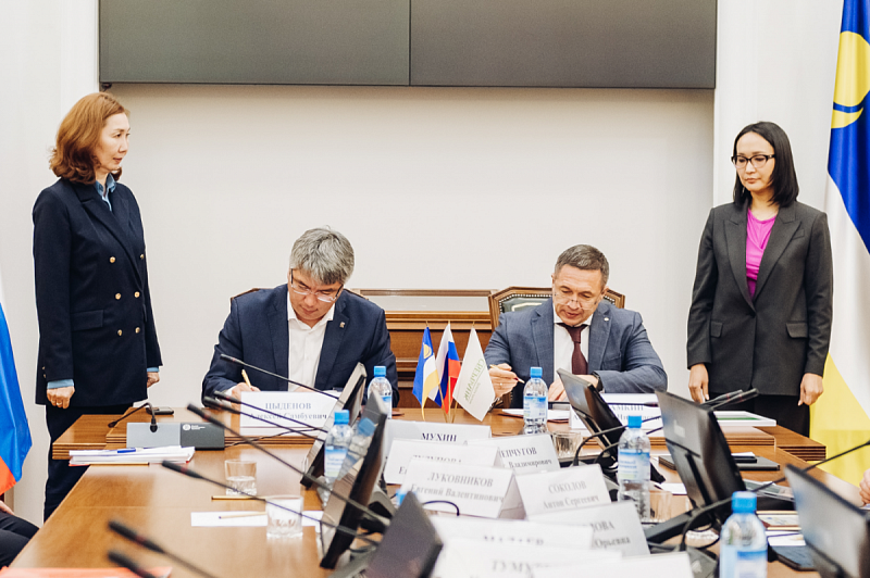 Правительство Бурятия и Сбербанк заключили соглашение о сотрудничестве в сфере устойчивого развития региона