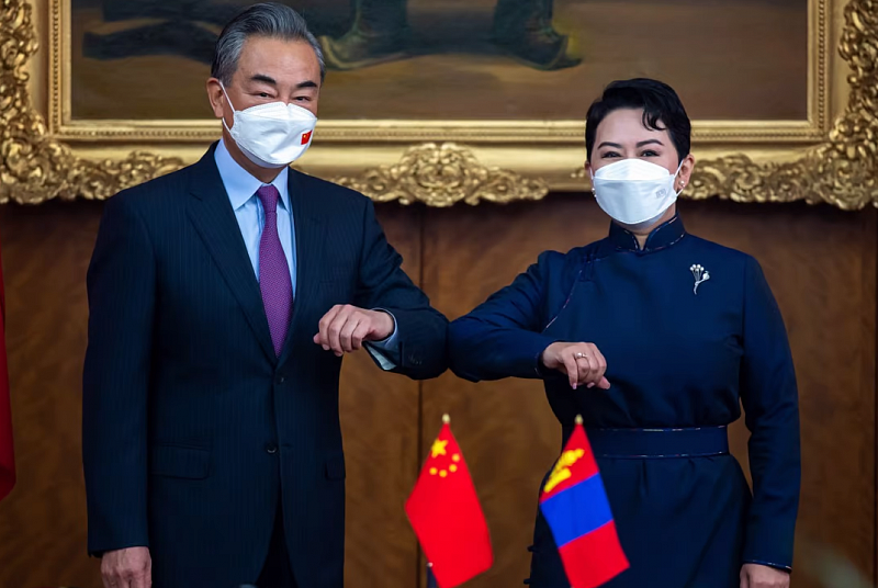 South China Morning Post: Китай инвестирует в Монголию, чтобы "облегчить" торговые связи с Россией